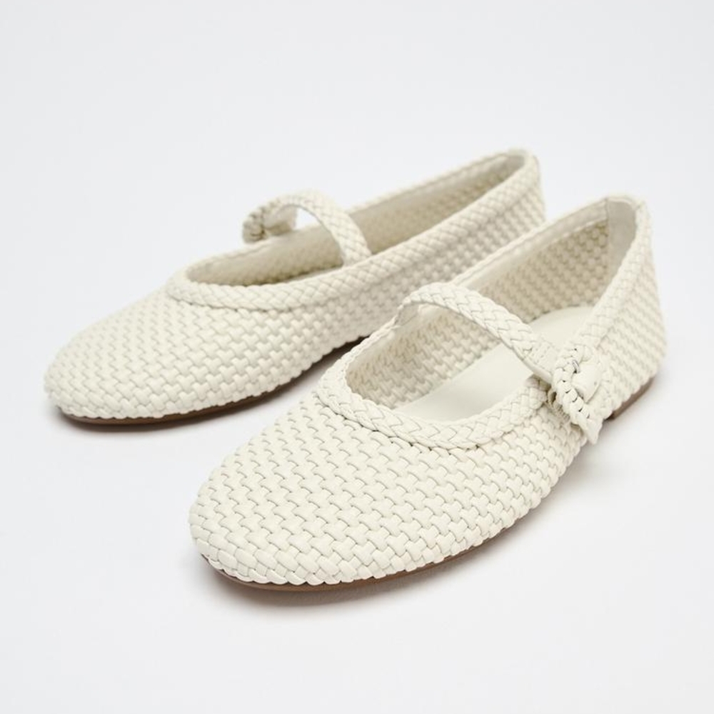 Zara Braided Ballet Flats In White Size 8